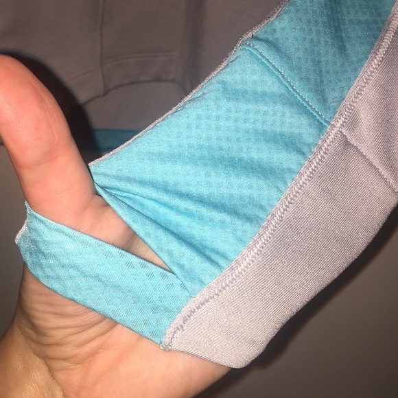 Under Armour Semi-Fitted coldgear - Picture 2 of 4